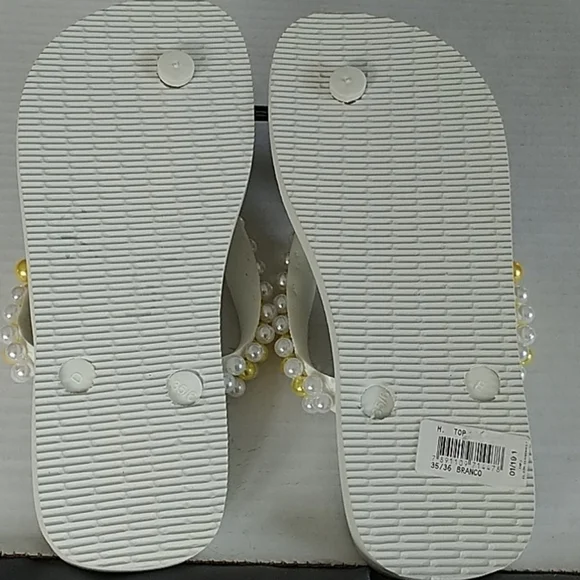 Havaianas White, Yellow & Silver  Pearls and Beaded Flowers Flip Flops 35/36 - Picture 9 of 9